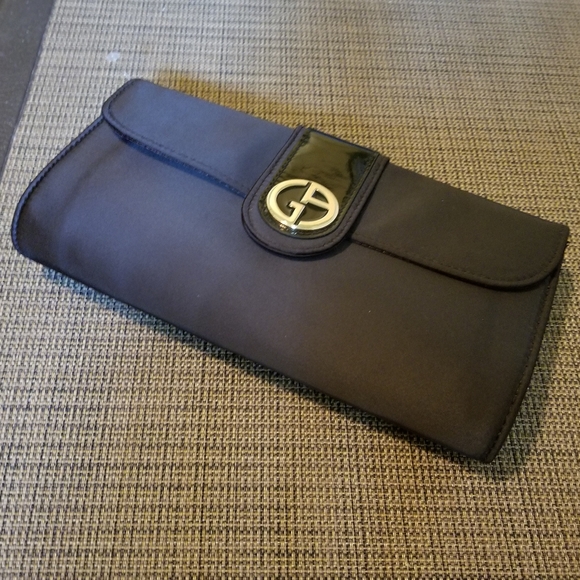 GIORGIO ARMANI Clutch (9.5" ร 5.5") - Picture 7 of 11